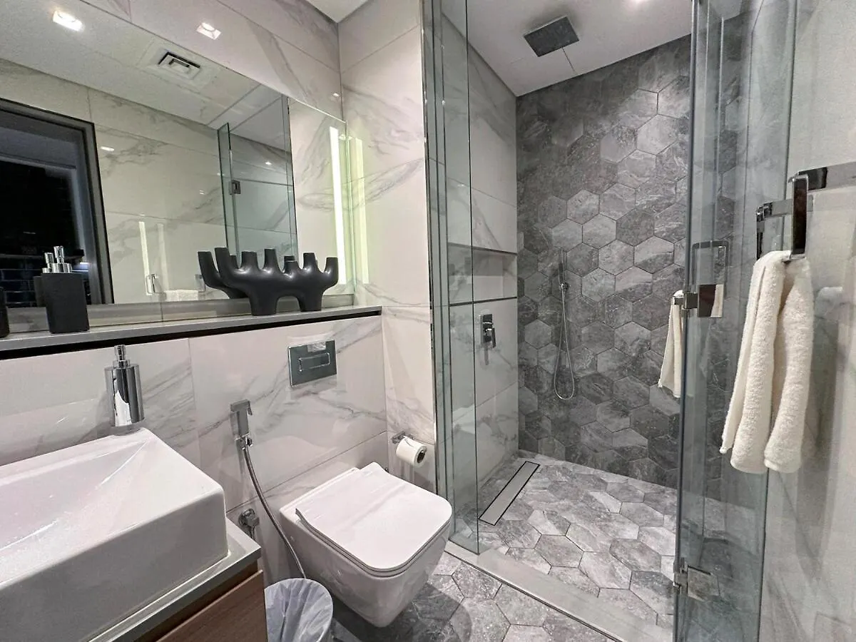 Luxury Escapes Modern Studio Mag 318 Dubai Apartment