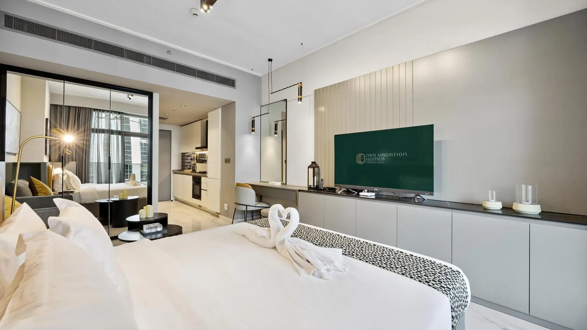 Luxury Escapes Modern Studio Mag 318 Dubai