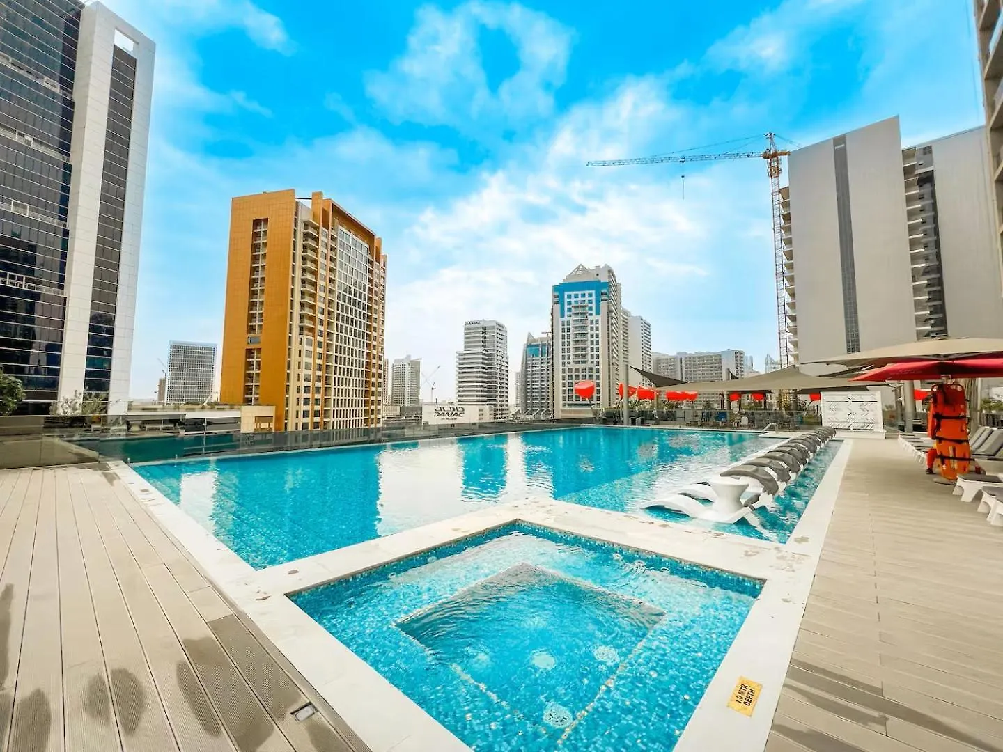 Apartment Luxury Escapes Modern Studio Mag 318 Dubai